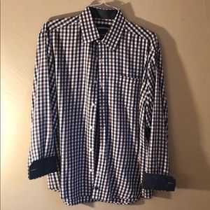 Johnston & Murphy Button Down Large